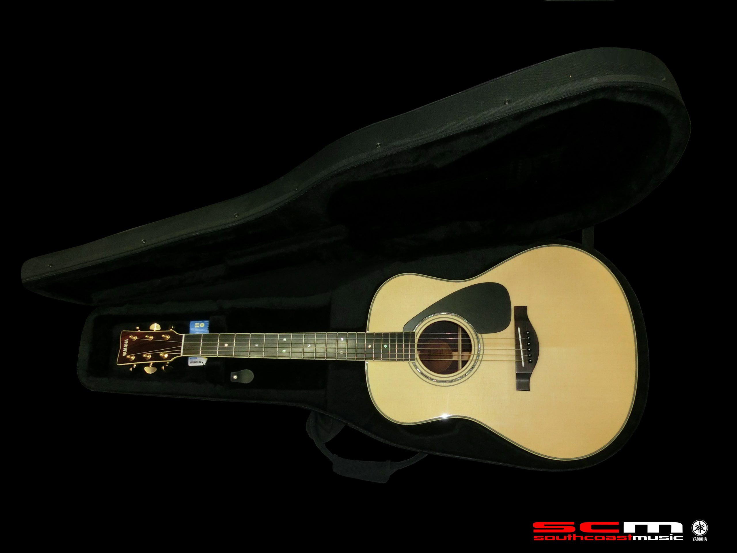 Yamaha LLX16 Handcrafted acoustic-electric guitar including Yamaha case