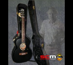 LIMITED EDITION BLACK SATIN Mini Maton EML6 Acoustic Electric Guitar with Maton Hard Case